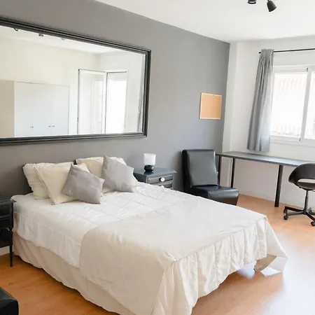Tu Hogar Desayuno, Parking Y Piscina Incluidos Ρόντα