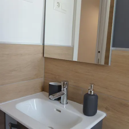 Tu Hogar Desayuno, Parking Y Piscina Incluidos Ρόντα