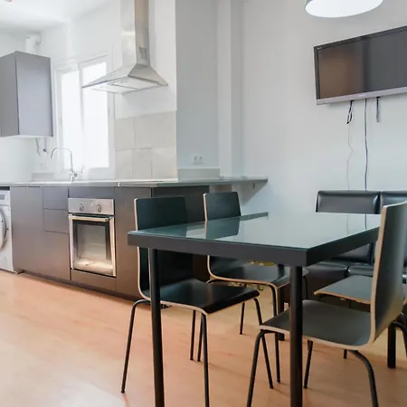 Tu Hogar Desayuno, Parking Y Piscina Incluidos Δωμάτια σε οικογενειακή κατοικία Ρόντα