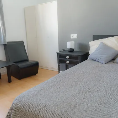 Tu Hogar Desayuno, Parking Y Piscina Incluidos Δωμάτια σε οικογενειακή κατοικία Ρόντα