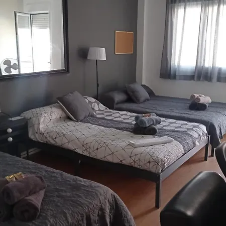 Tu Hogar Desayuno, Parking Y Piscina Incluidos * Ρόντα