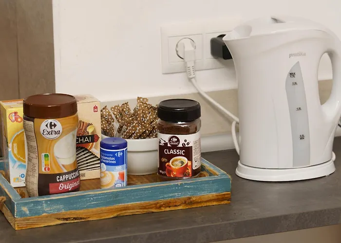 Tu Hogar Desayuno, Parking Y Piscina Incluidos Homestay