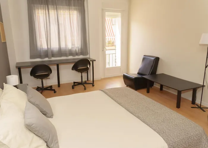 Tu Hogar Desayuno, Parking Y Piscina Incluidos בית אירוח *