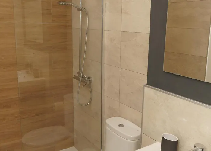 Tu Hogar Desayuno, Parking Y Piscina Incluidos Homestay *