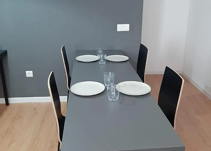 Tu Hogar Desayuno, Parking Y Piscina Incluidos