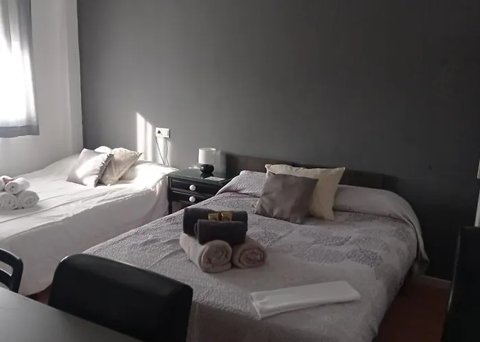 Homestay Tu Hogar Desayuno, Parking Y Piscina Incluidos Ronda